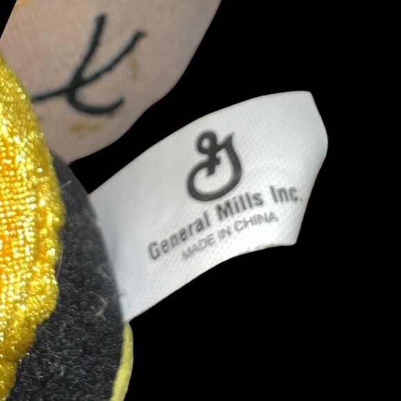 Vintage 1998 General Mills Honey Nut Cheerios Bee Breakfast Pals Plush Beanie - Picture 4 of 5